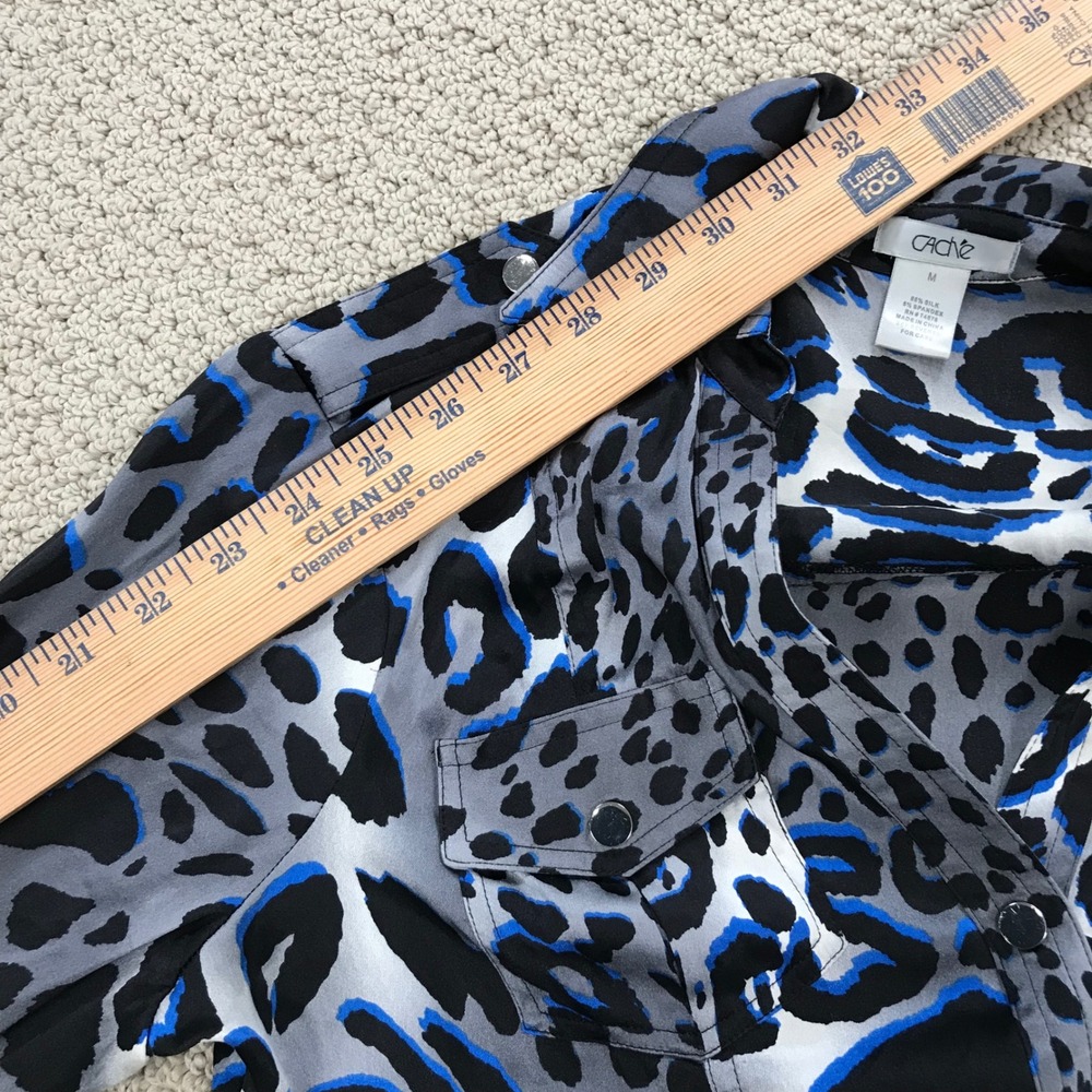 Cache Silk Blend Leopard Animal Print Button Down Shirt Blue Grey Black Medium - Picture 7 of 7